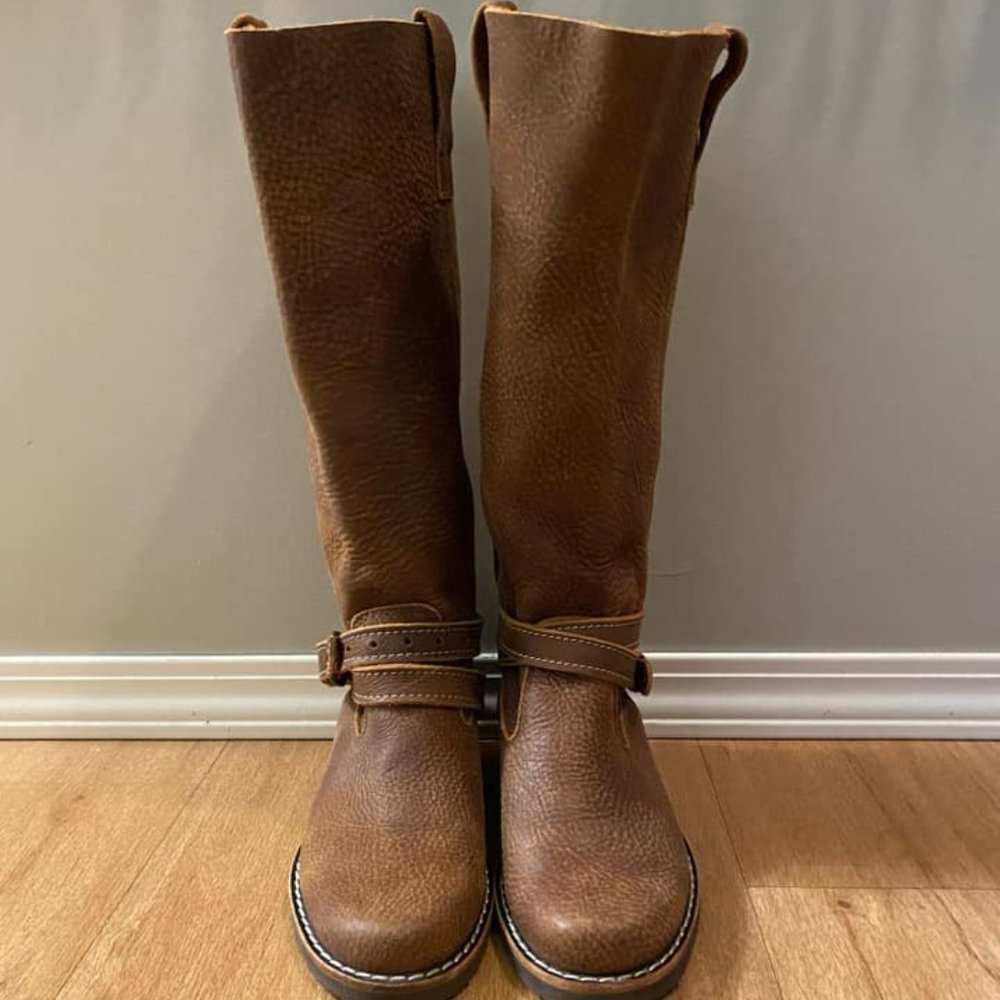Roots Leather Boots, Size 6.5, Cognac